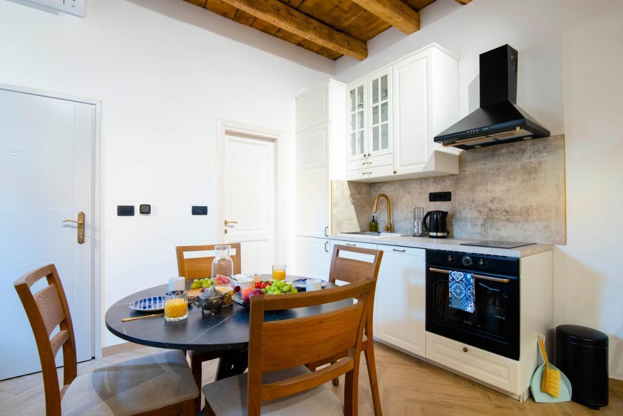 Apartments Allegra ซินย์ ภายนอก รูปภาพ