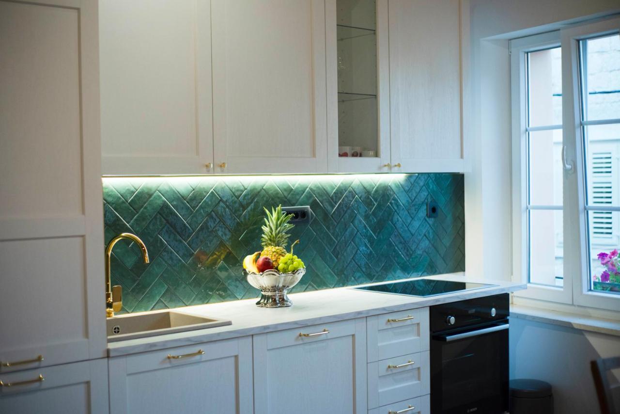 Apartments Allegra ซินย์ ภายนอก รูปภาพ